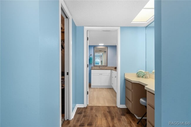 Building Photo - 5 Cypress Run