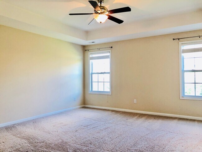 Building Photo - Immaculate 5bd 3bd Berewick home with many newly upgrades!