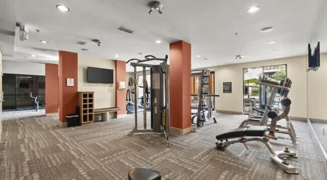 Building Photo - 220 Ponce De Leon Pl