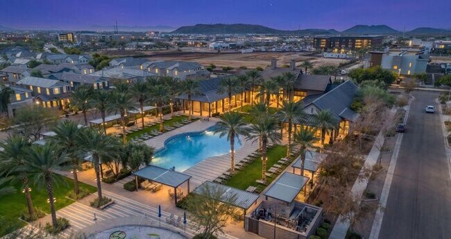 Building Photo - Move In Ready!stunning 3 bedroom, 2.5 bathroom home located in Phoenix!