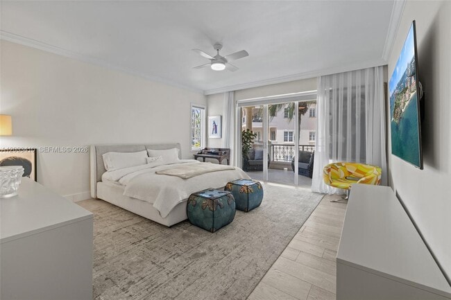 Building Photo - 19122 Fisher Island Dr