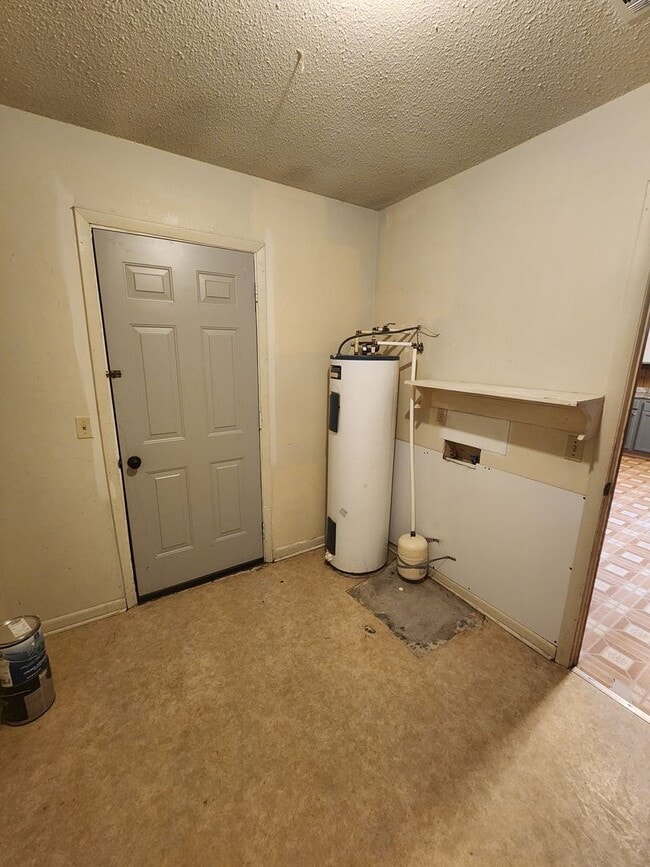 Building Photo - 917 Charles C. Frasier Blvd