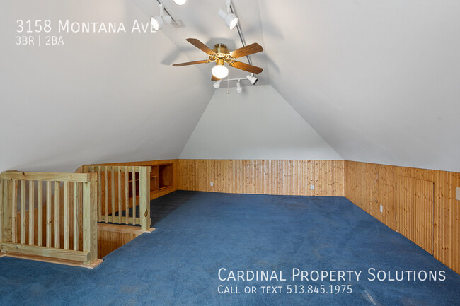 Building Photo - 3158 Montana Ave