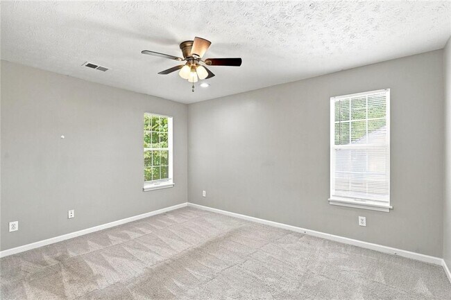 Building Photo - 5557 Clover Rise Ln