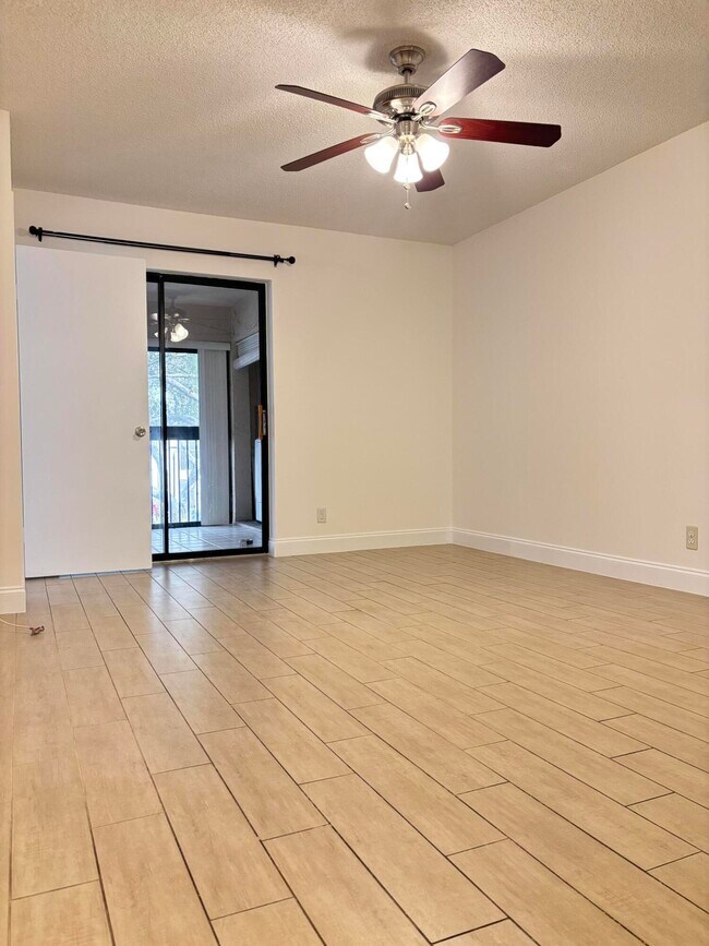 Building Photo - 3529 NW 35th St