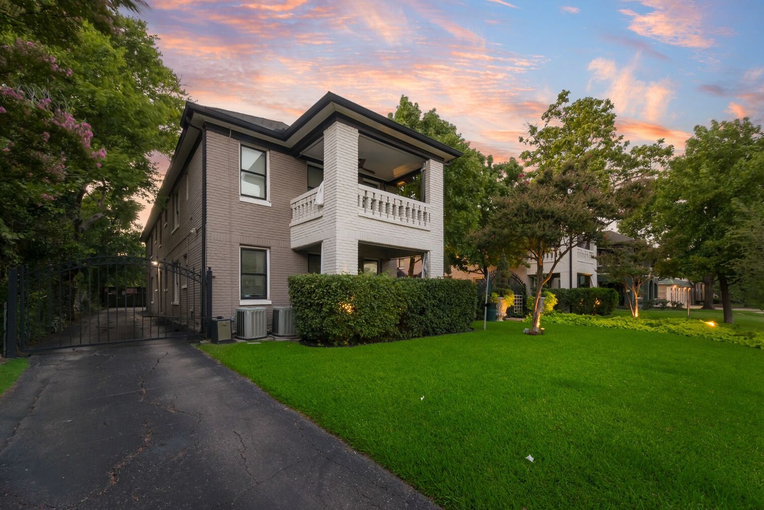 Building Photo - 4417 Swiss Ave