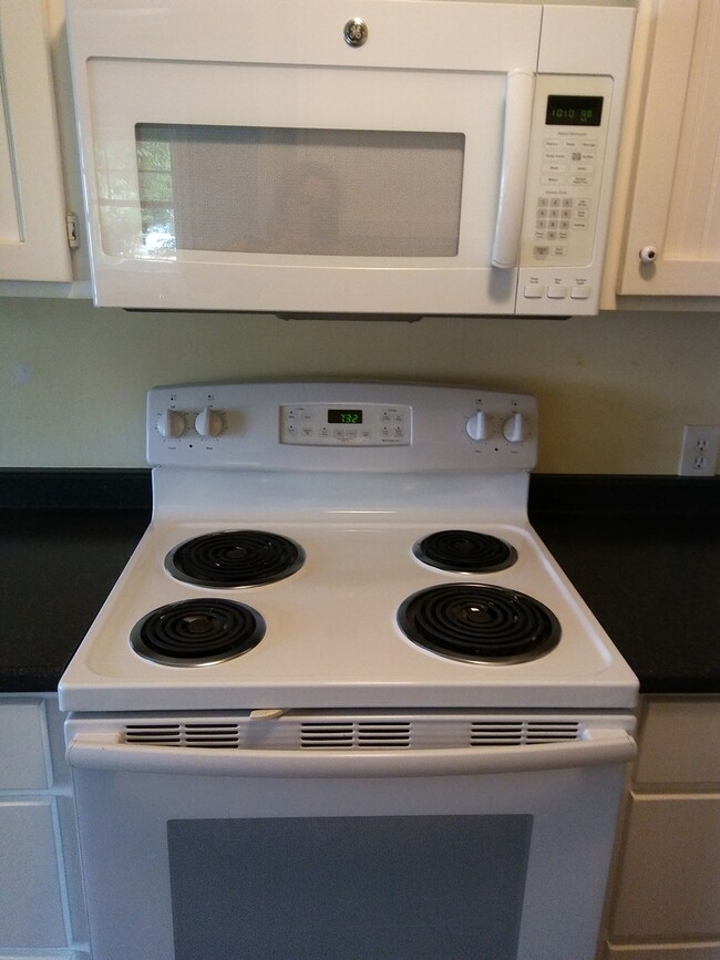 Building Photo - Cute 1 bedroom 1 bath home.