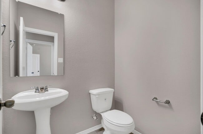 Building Photo - 12626 Alta Vista