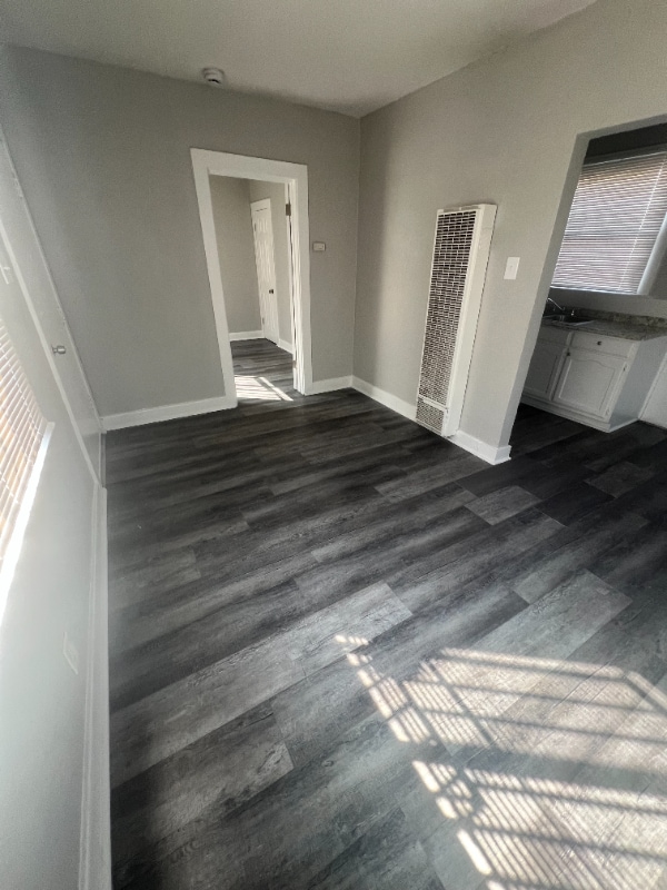 Building Photo - 1743 Sichel St