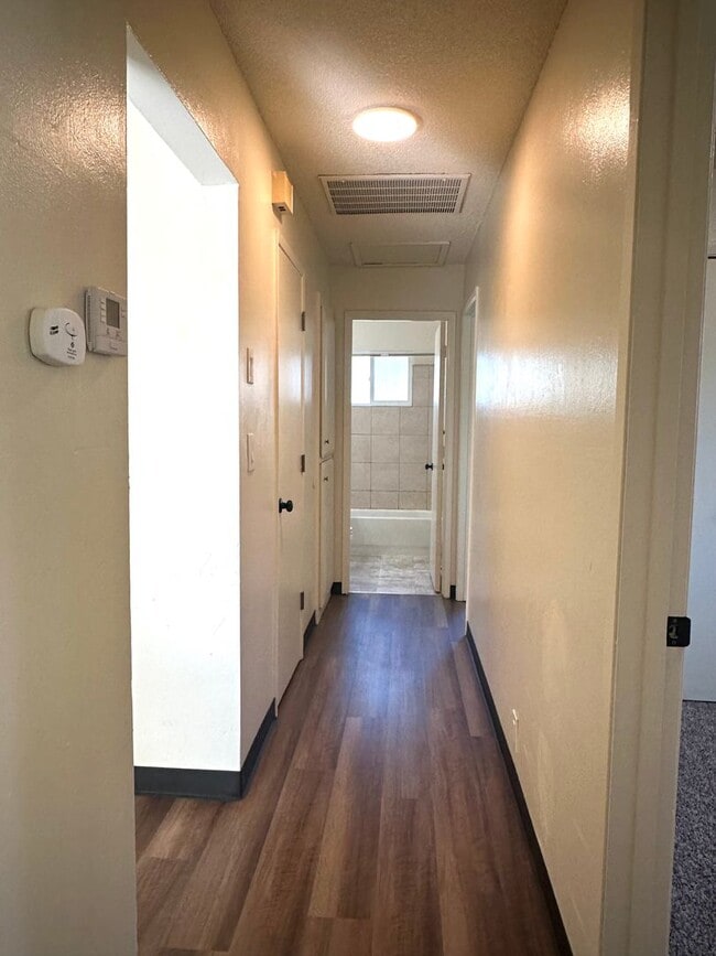 Building Photo - 3970 Meteor St