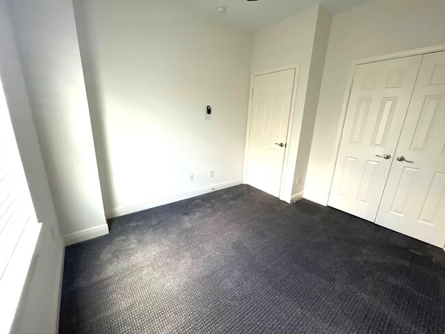 Building Photo - 4913 Southwind St