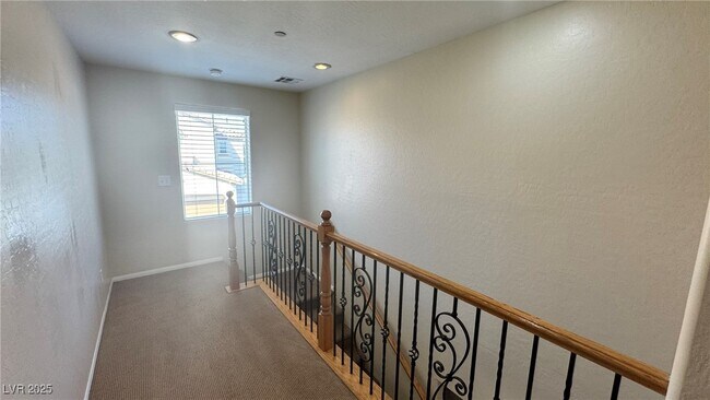 Building Photo - 3173 Color Palette Ave