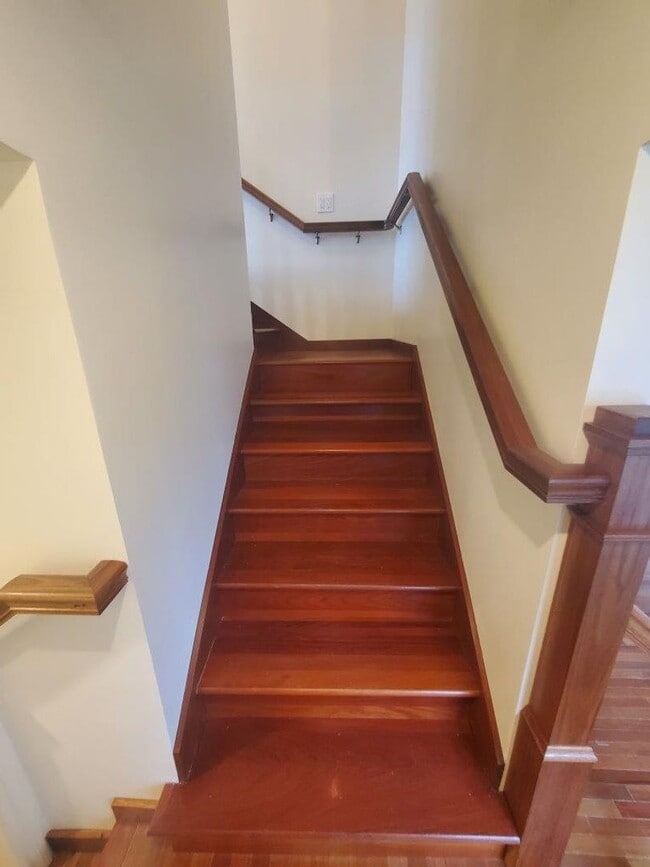 Building Photo - Newly remodeled with quality and comfort throughout.