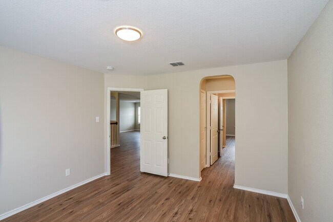 Building Photo - 10114 Shetland Gate