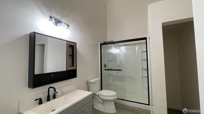 Building Photo - 375 12th St