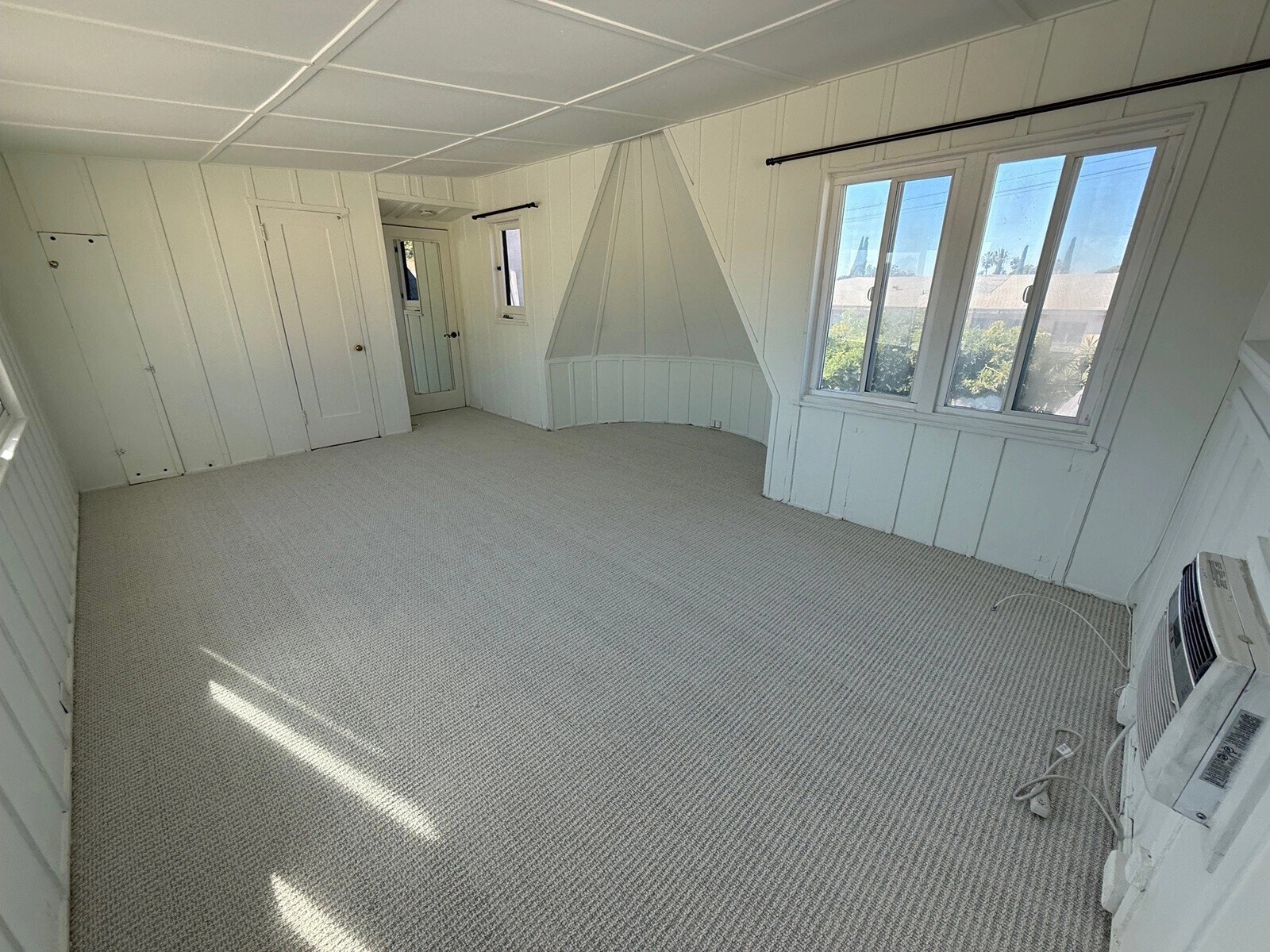 Building Photo - 1154 N Curson Ave