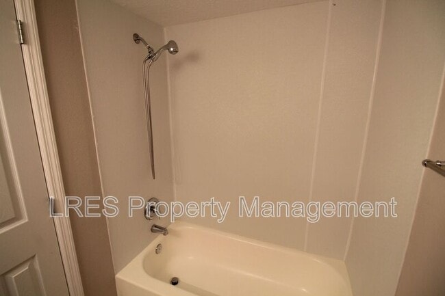 Building Photo - 4723 S Texas Ave