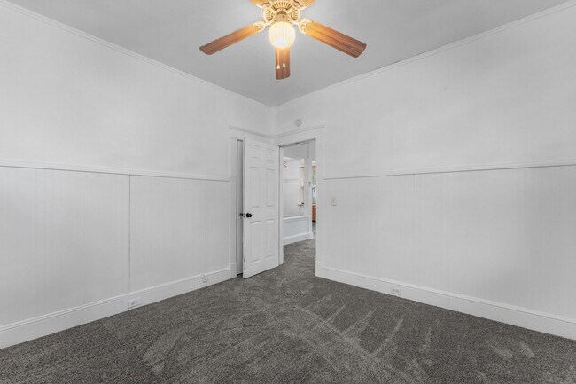 Building Photo - Your Dream Home Awaits in Norfolk!