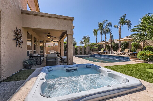 Building Photo - 6408 E Waltann Ln