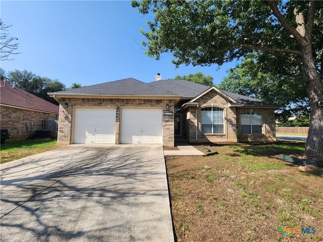 Primary Photo - 1771 Oak Glen