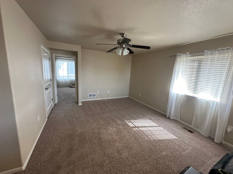 Building Photo - 8374 Longleaf Ln