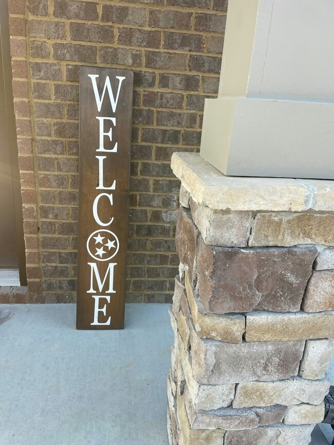 Building Photo - 121 Haley Dr