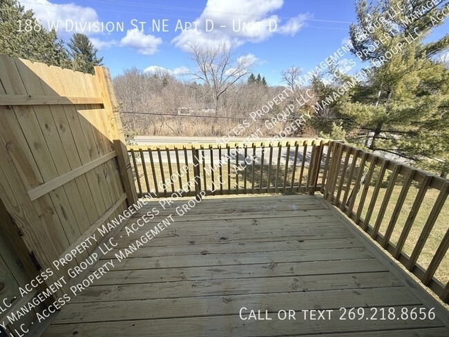 Building Photo - 188 W Division St NE