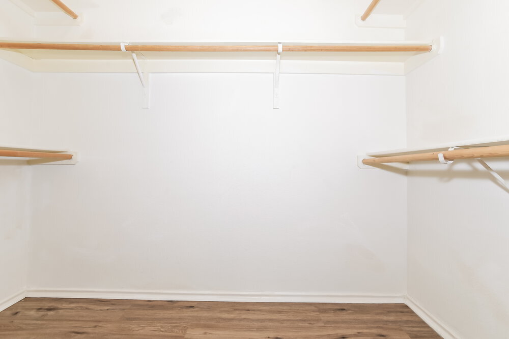 Building Photo - 6552 Manitoba St