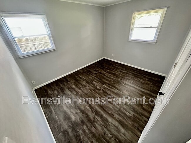 Building Photo - 1801 Sweetser Ave