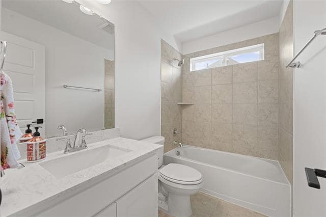 Building Photo - 2820 Shadybrook Dr