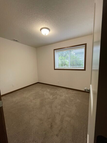 Building Photo - 4522 Aldrich Ave N