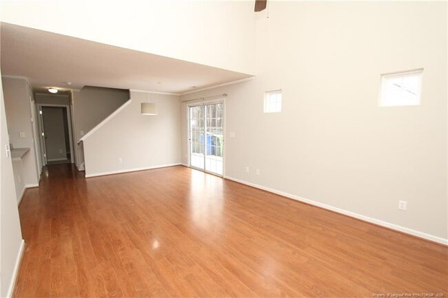 Building Photo - 5425 Golden Moss Trail