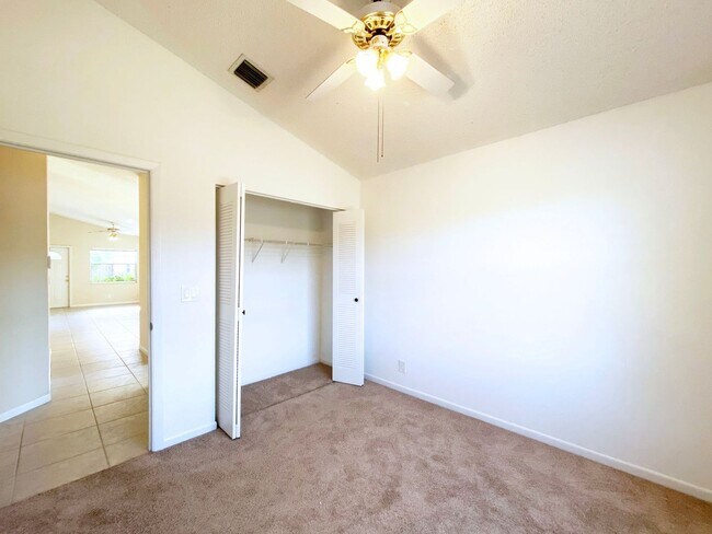 Building Photo - 2BD/2BA Single Family Home In West Palm Beach