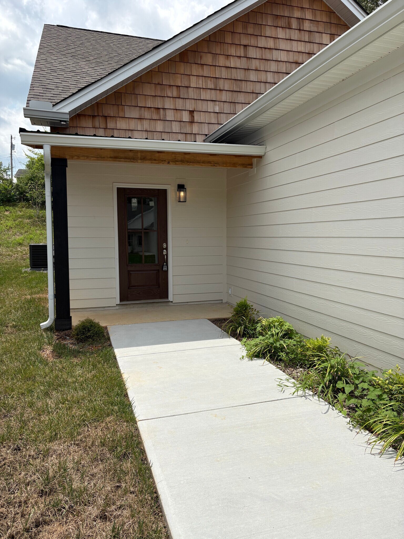 Building Photo - 4691 Heiskell Dr