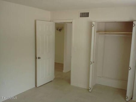 Bedroom - Glen Oaks