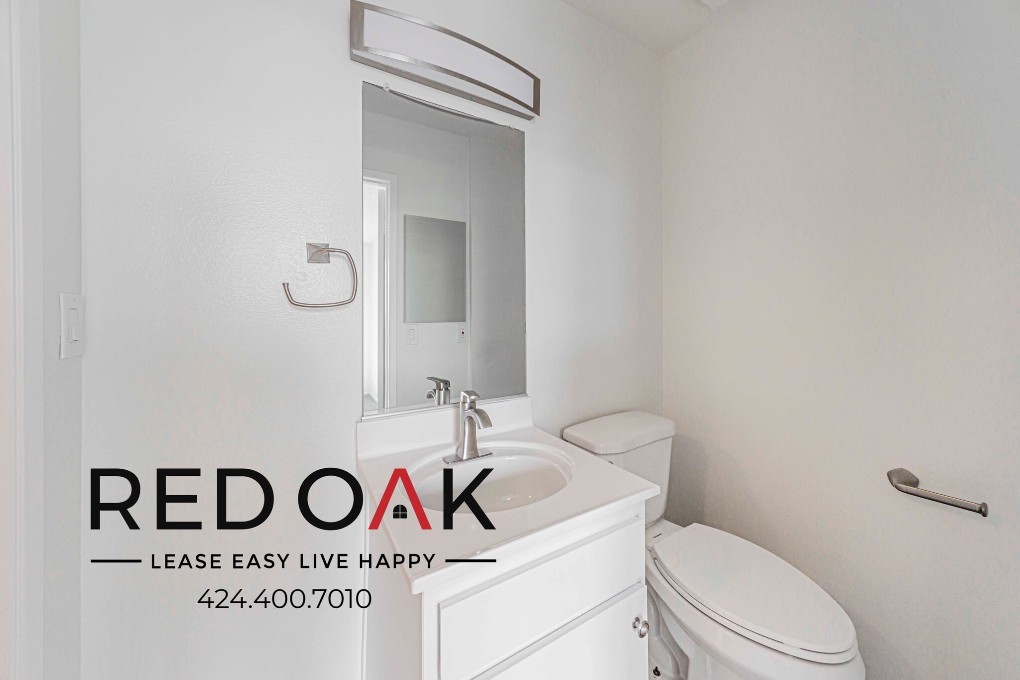 Building Photo - 8309 Cedros Ave