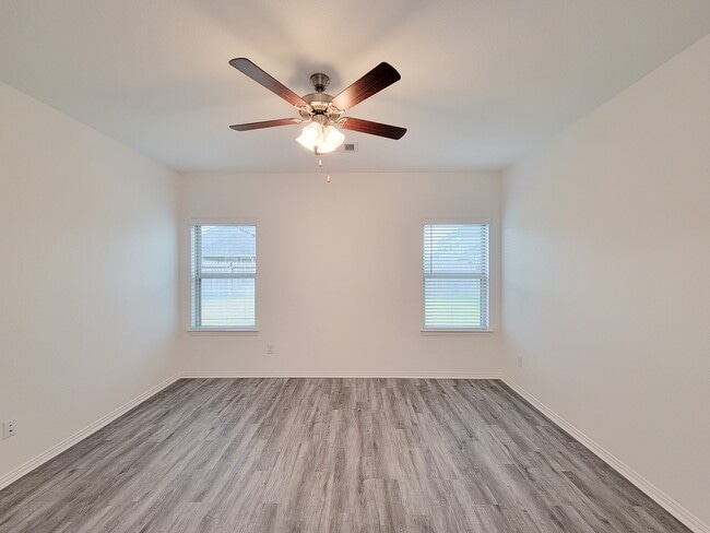 Building Photo - 31351 Horseshoe Meadow Bend Ln