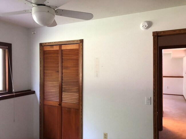 Building Photo - 3 Bedroom House on Quiet Cul-de-sac in Broomfield