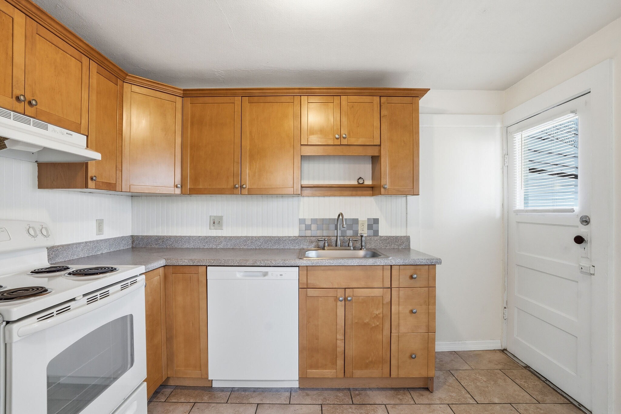 Building Photo - 409 Lebeau St