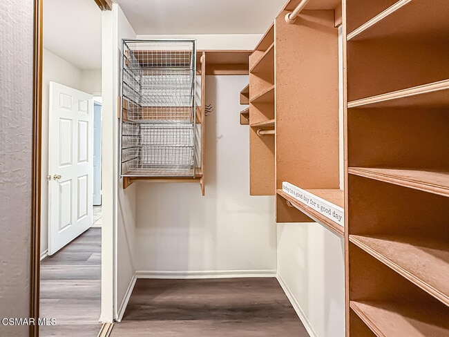 Building Photo - 655 Arroyo Oaks Dr