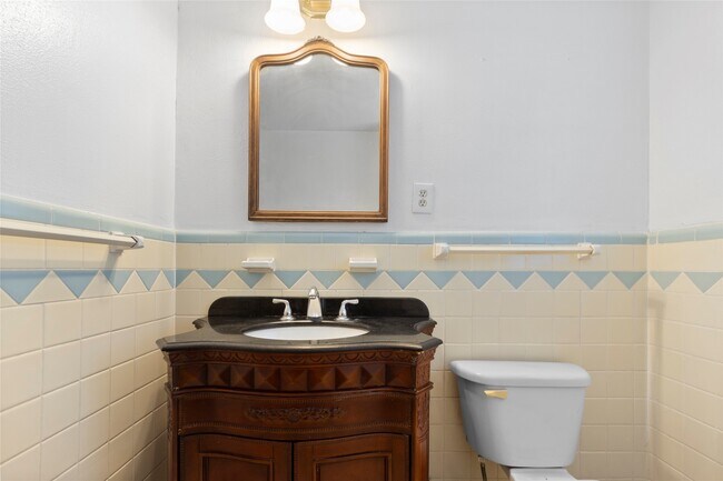 Building Photo - 3102 Conway St