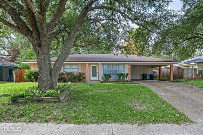 Building Photo - Home For Rent!