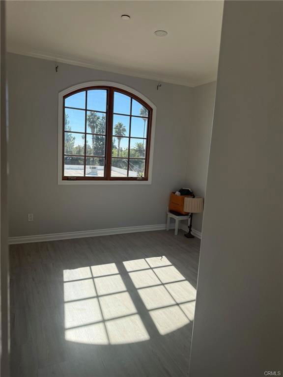 Building Photo - 333 N Hill Ave