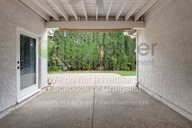 Building Photo - 124 Tomlinson Dr