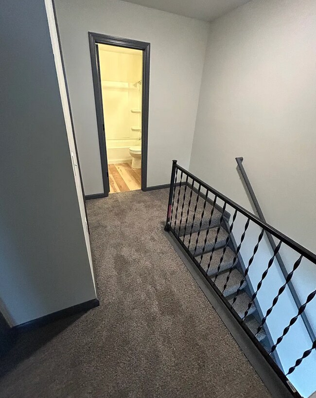 Building Photo - 5310 Divison Duplex