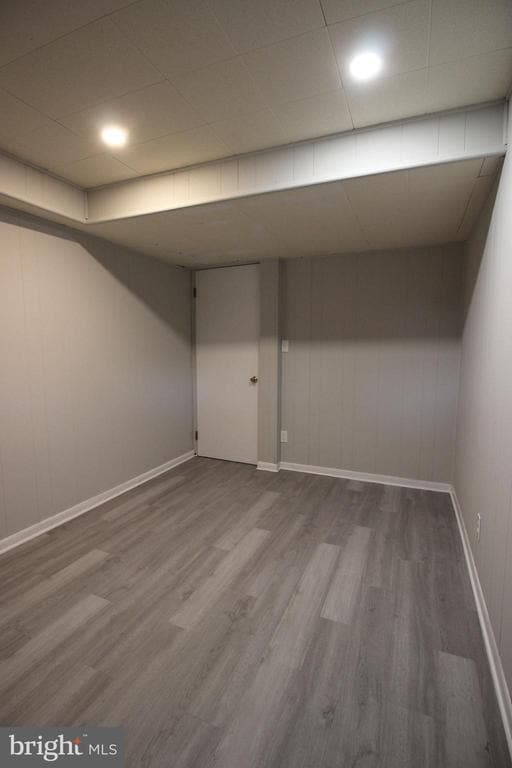 Building Photo - 102 Yeonas Dr SE