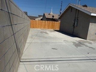 Building Photo - 12778 Oaks Ave