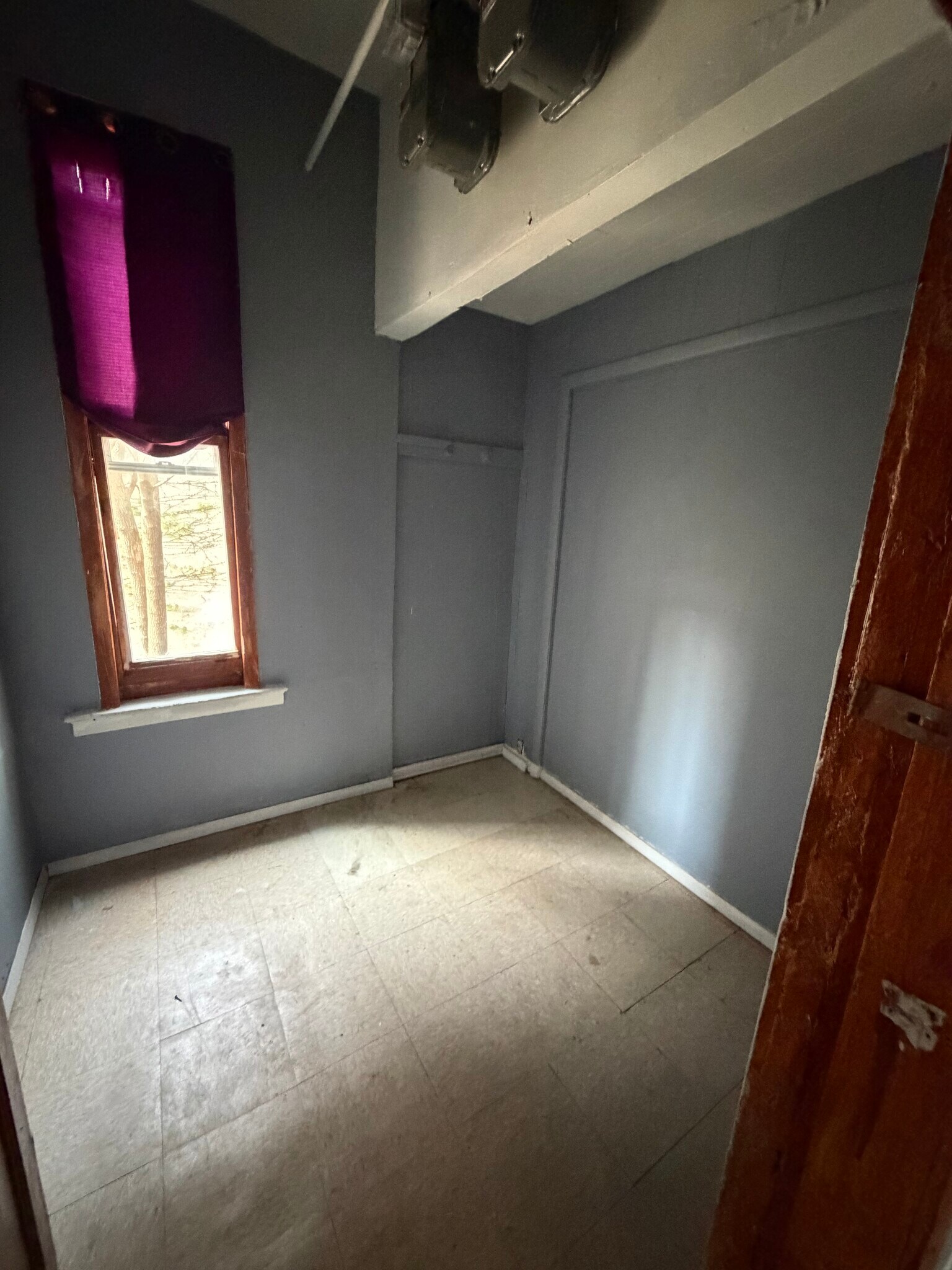 Building Photo - 2153 W 18th St