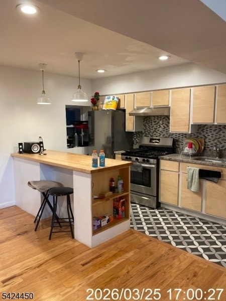 Building Photo - 38 Delancy St