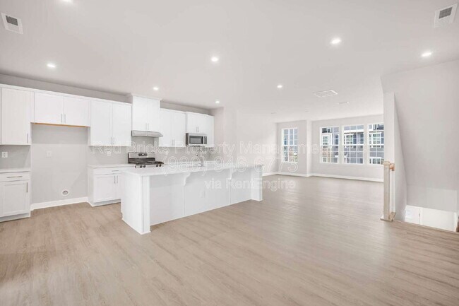 Building Photo - 513 Bailey Mls Dr